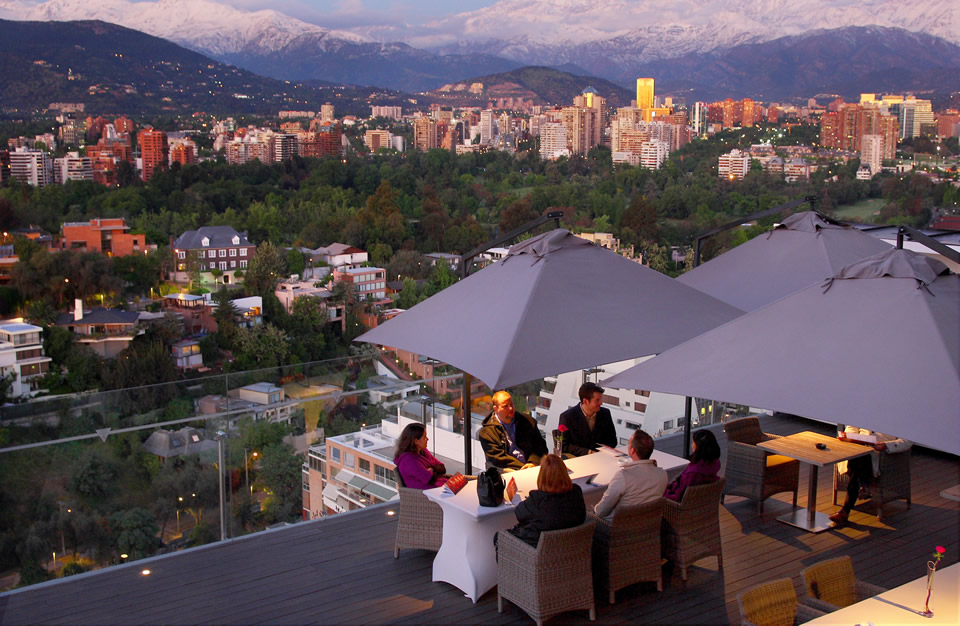 Roof Top Dining at Noi Vitacura Hotel, Santiago